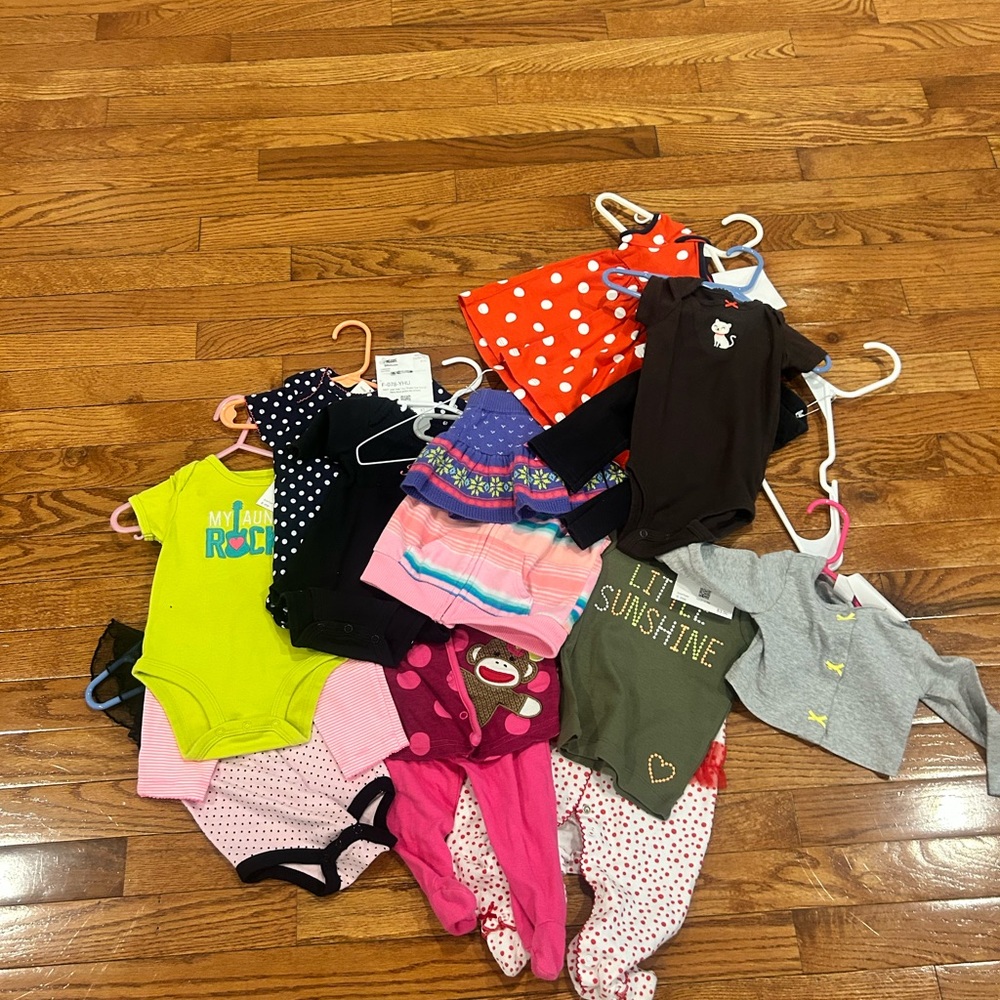 Girls 6 months assorted clothes